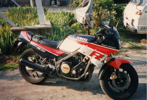 pic of FZ750